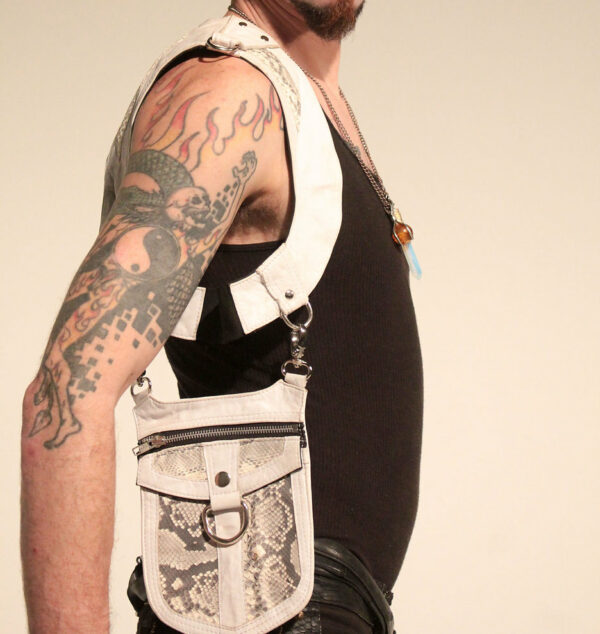 CLASSIC HOLSTER - Image 12