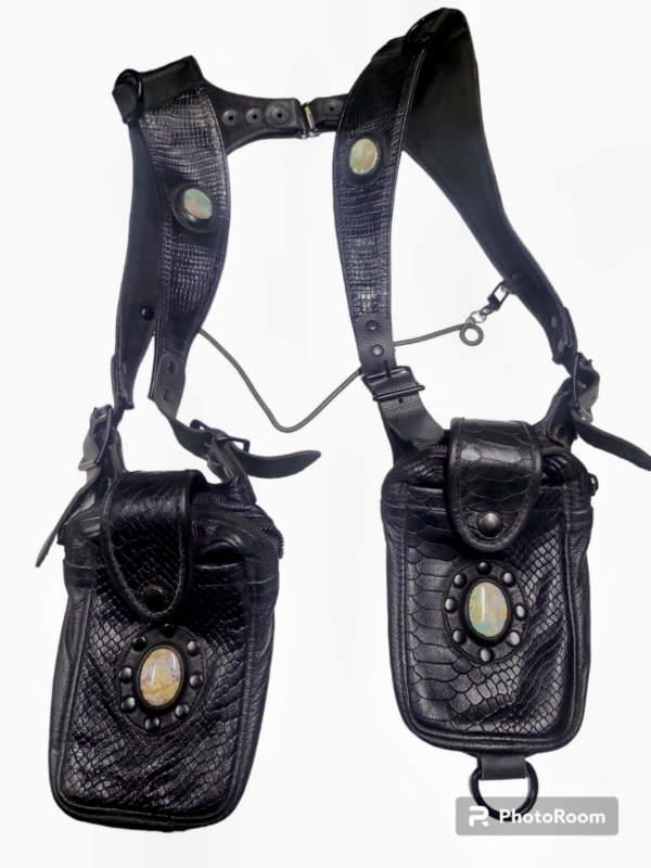 Black Lizard Leather w/ black trim Stones agate black hardware